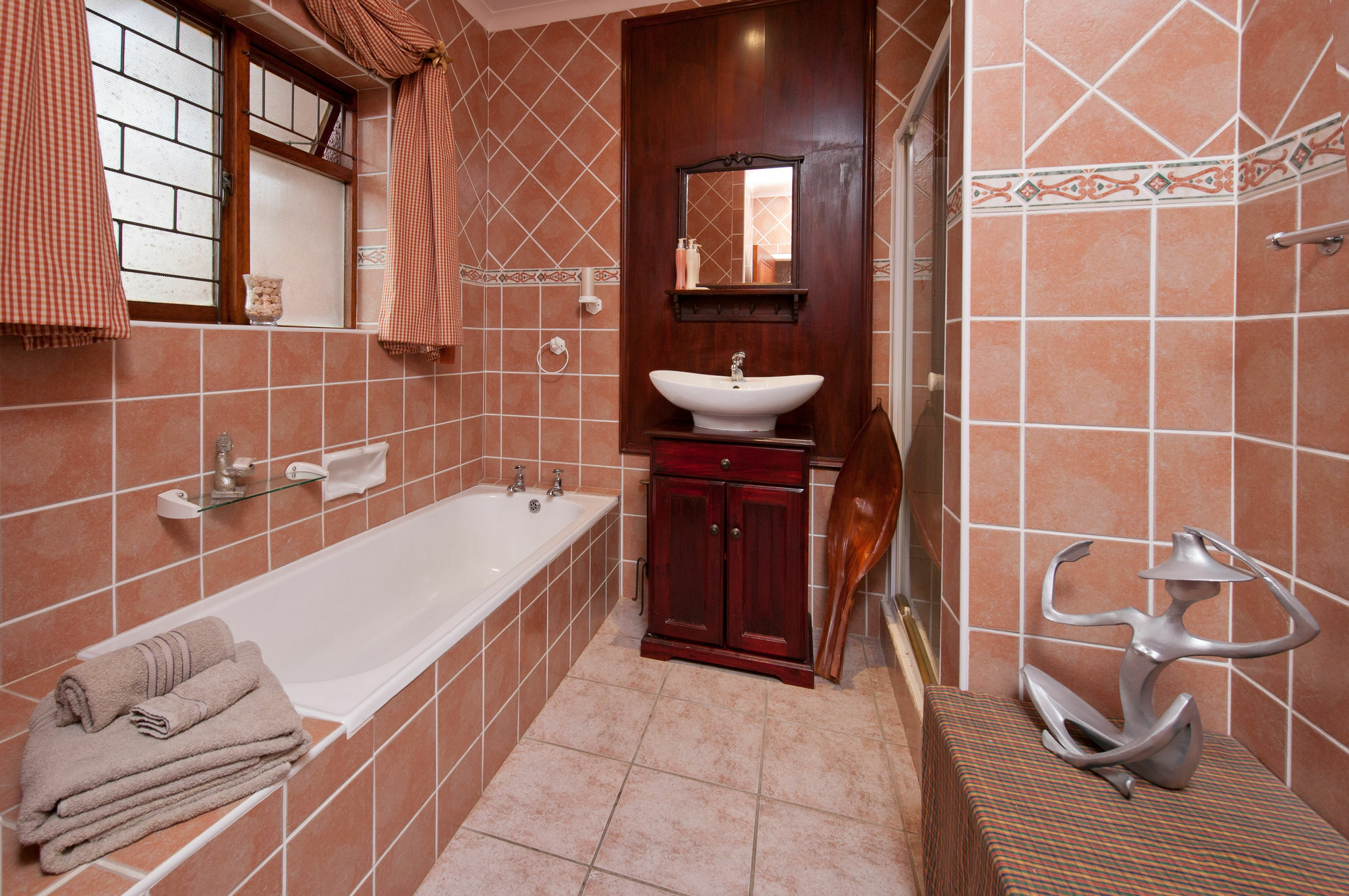 Brown Jug Guest House Hermanus Bagian luar foto