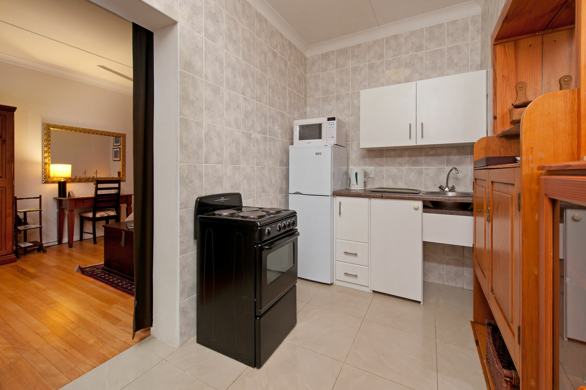 Brown Jug Guest House Hermanus Bagian luar foto