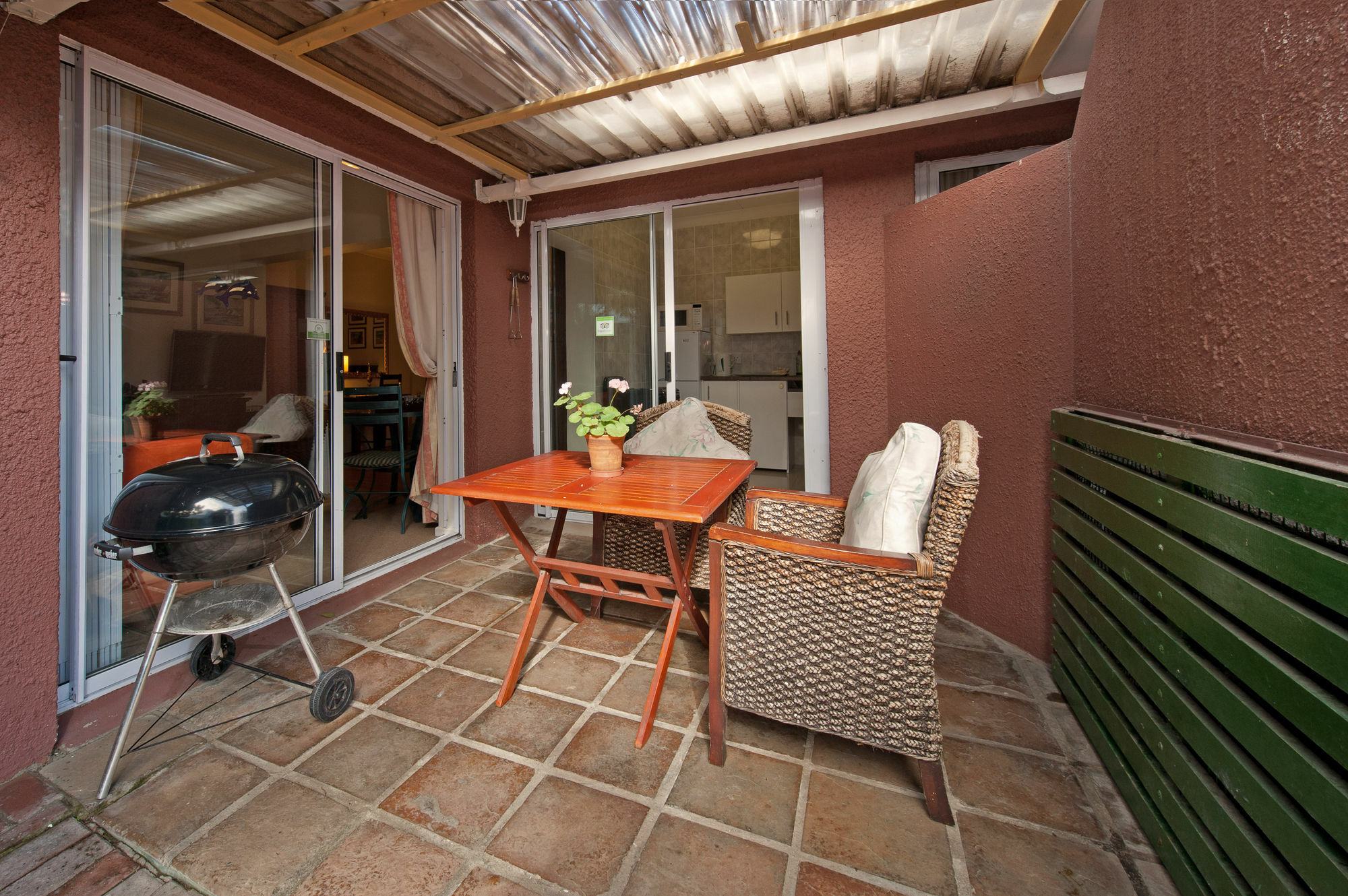 Brown Jug Guest House Hermanus Bagian luar foto