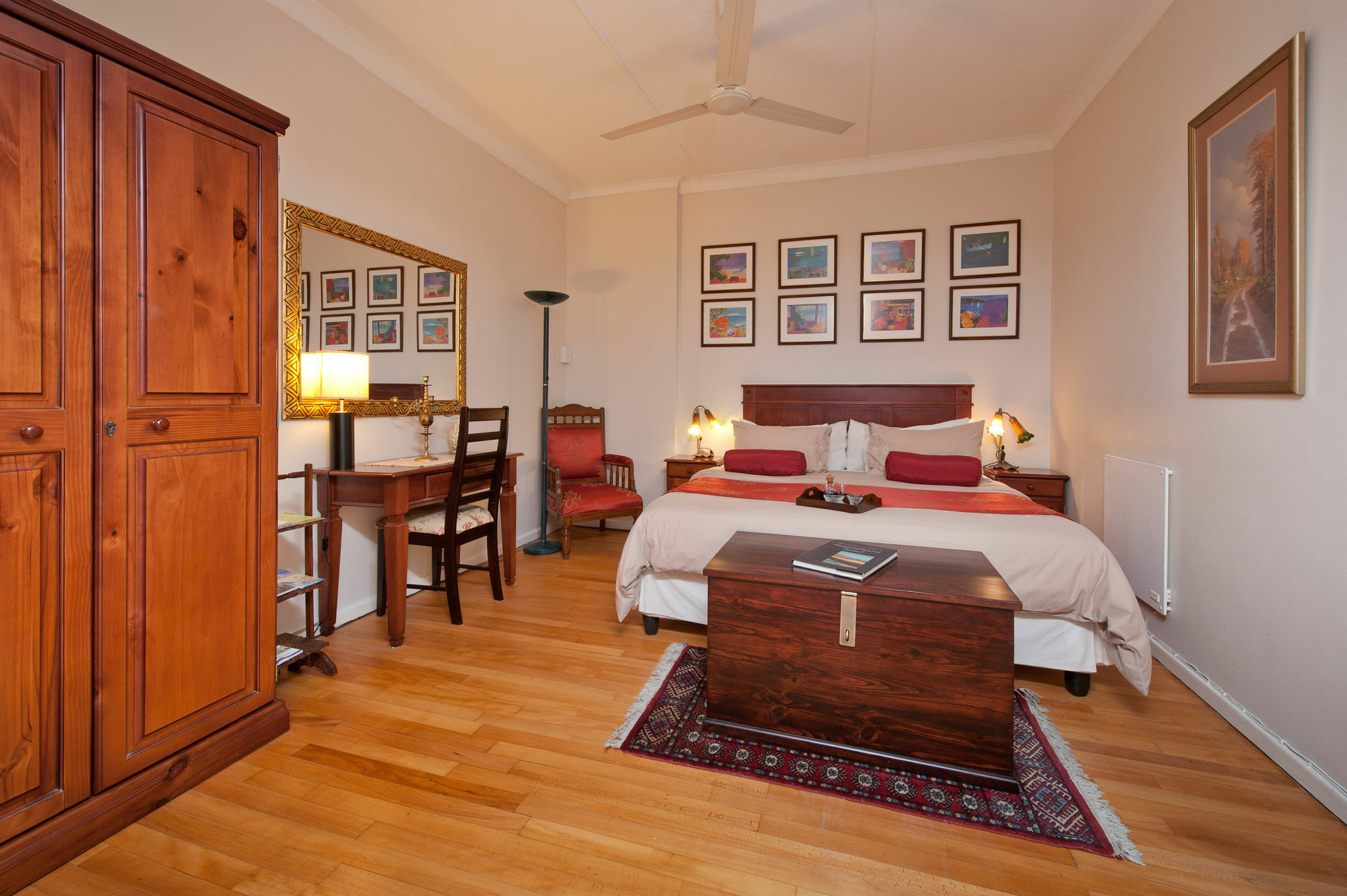 Brown Jug Guest House Hermanus Bagian luar foto